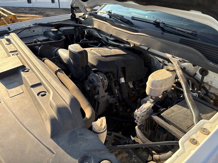 2016-chevrolet-2500-image-22