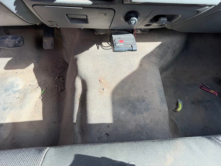2006-ford-f350-xl-image-40