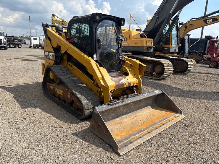 caterpillar-299d2-xhp-image-3
