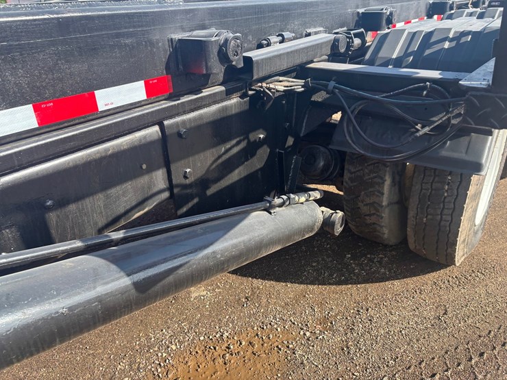 mack-rd688s-image-64