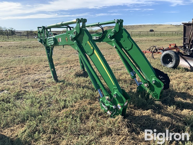 joh-deere-660r-quick-attach-loader-image-3