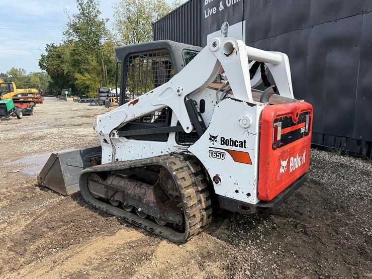 2019-bobcat-t650-image-2