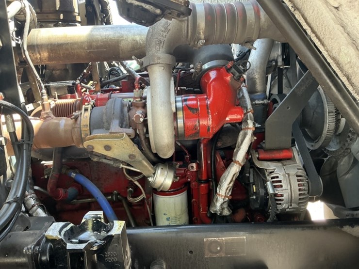 2018-peterbilt-520-image-15
