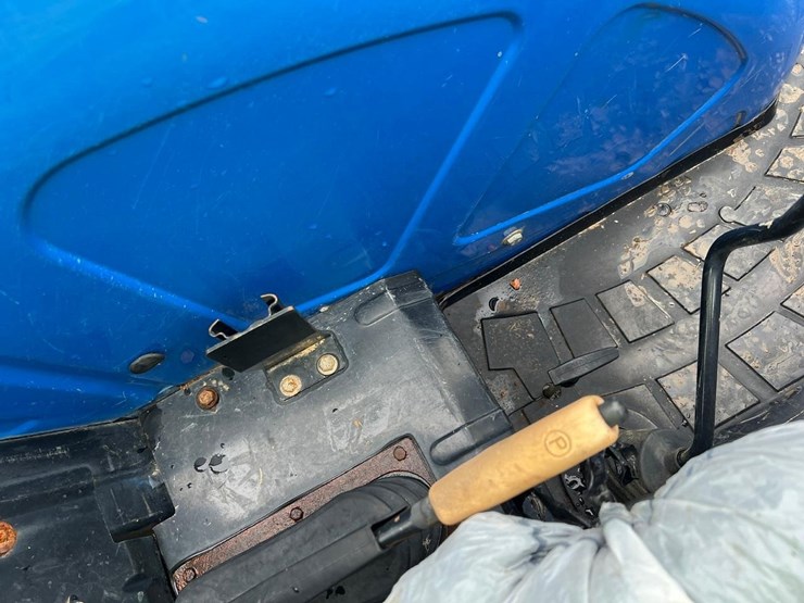 new-holland-workmaster-95-image-29