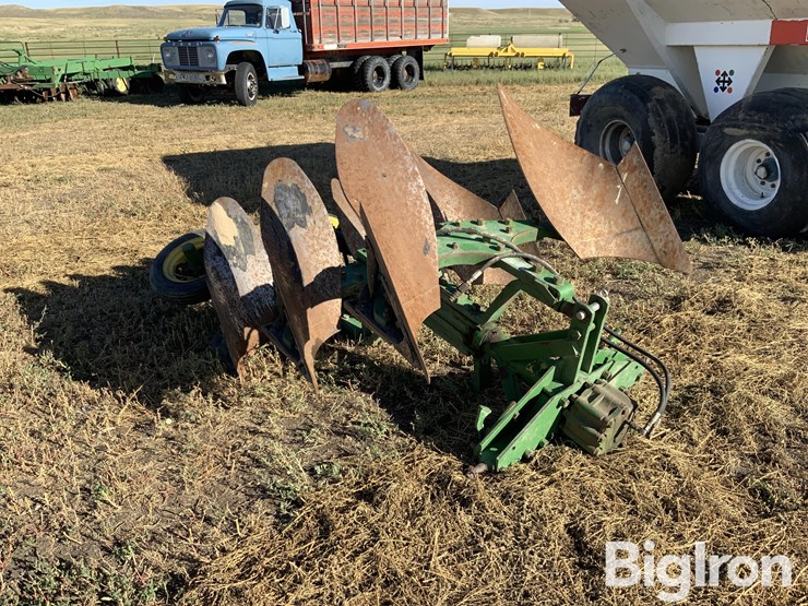 john-deere-3-pt-rotating-plow-image-3