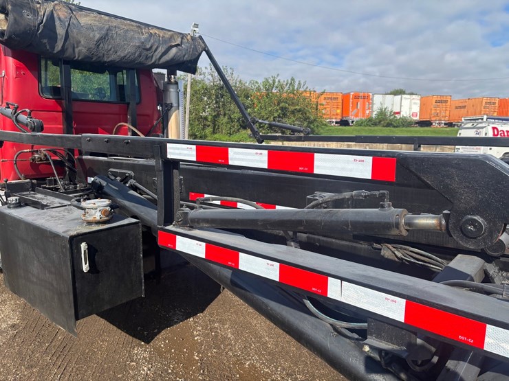 mack-rd688s-image-77