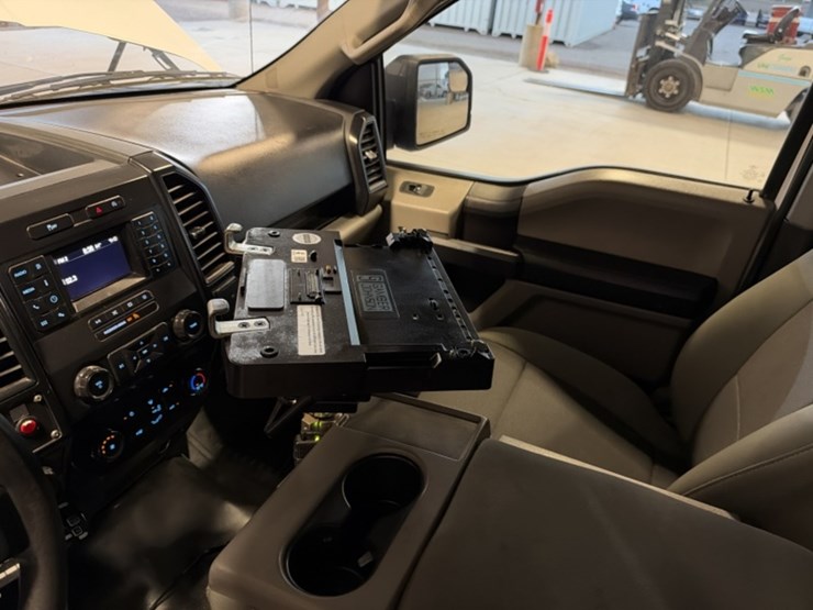 2019-ford-f150-image-21
