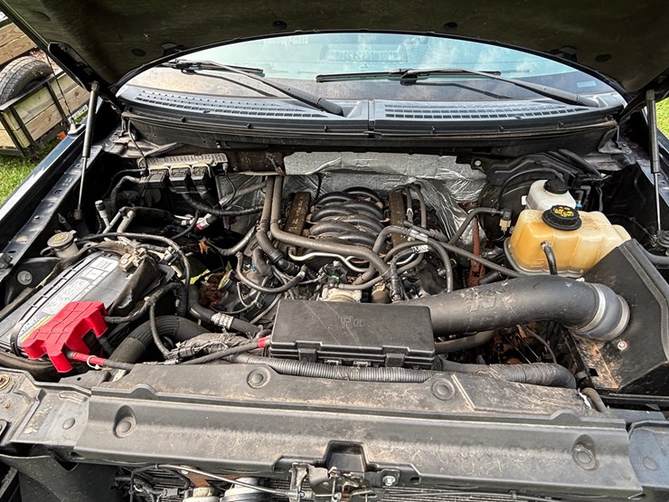 2013-ford-f150-xlt-image-34