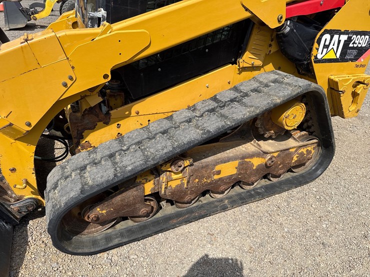 caterpillar-299d2-xhp-image-11