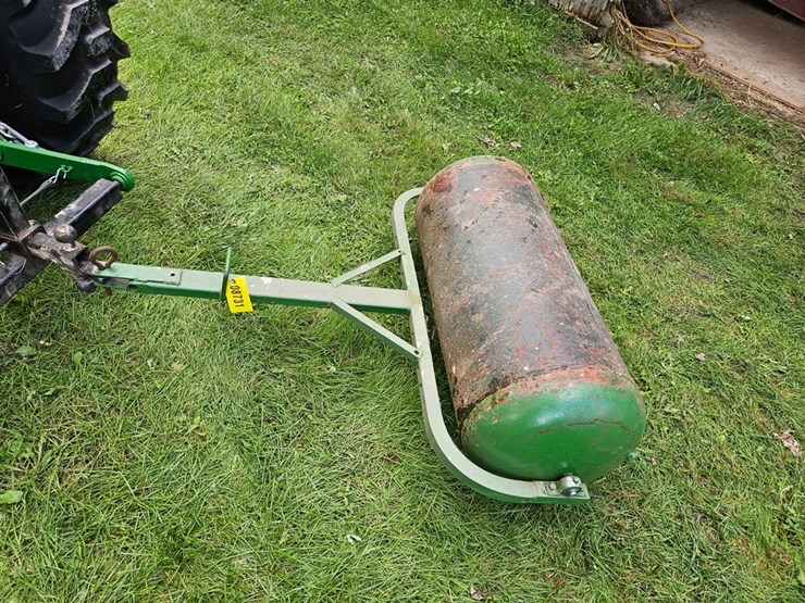 #8731-•-homemade-3'-yard-roller-image-3