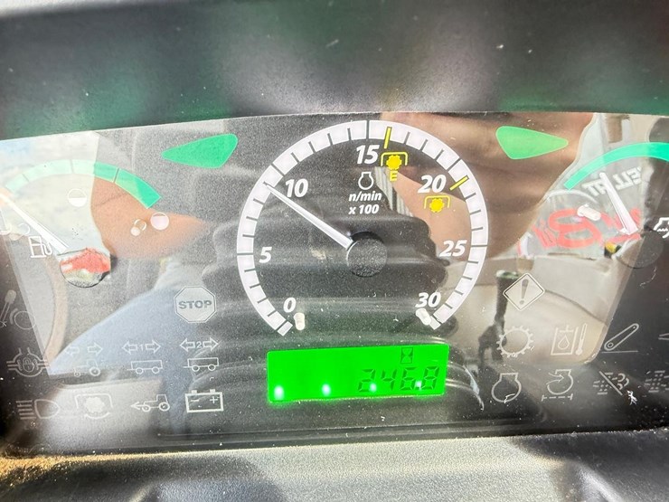 2021-john-deere-5055e-image-26