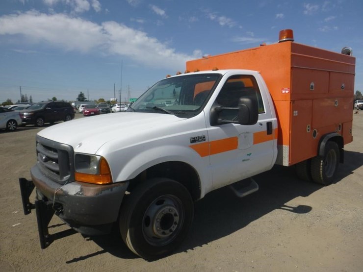 2001-ford-f450-image-1