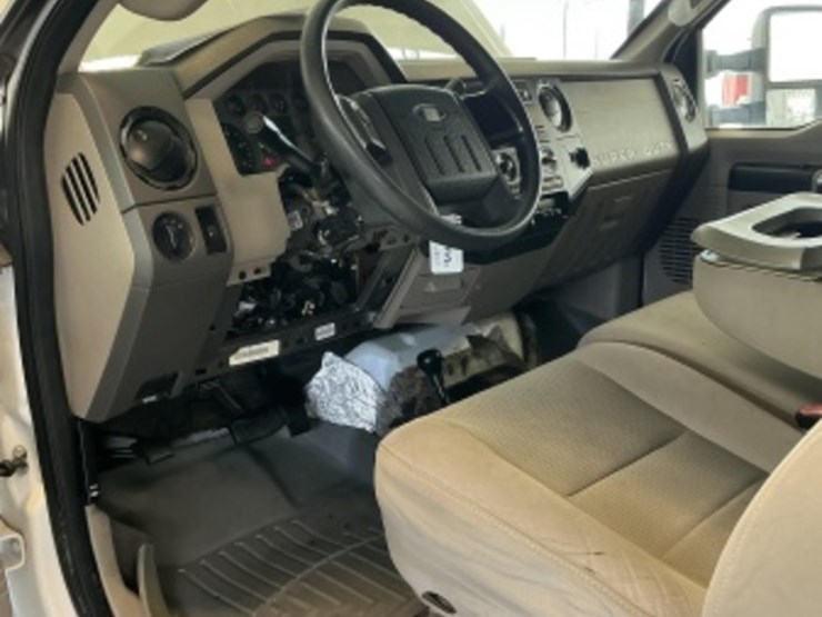 2008-ford-f550-image-21