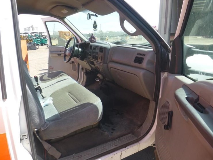 2001-ford-f450-image-6