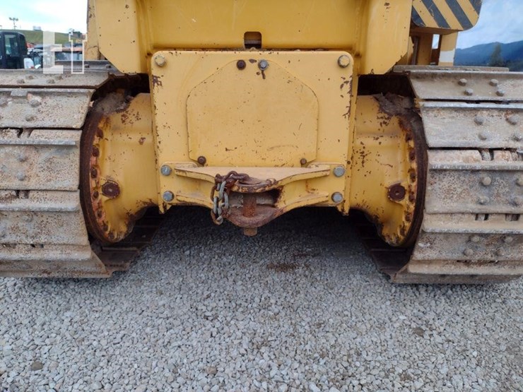 2000-deere-650h-lt-image-46