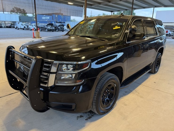 2019-chevrolet-tahoe-image-4