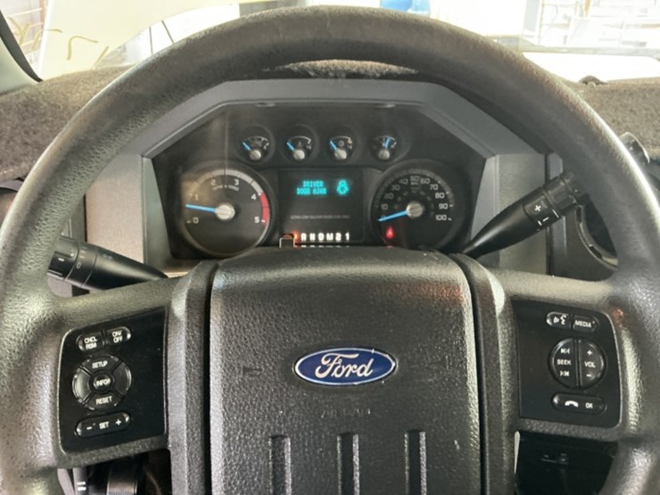 2015-ford-f550-image-17