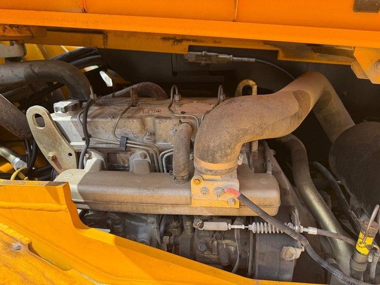 jcb-506c-image-11