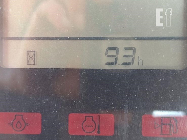 2011-hitachi-zx35u-3-image-6