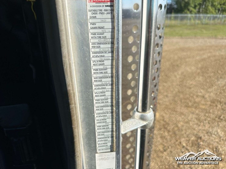 kenworth-t800-image-7