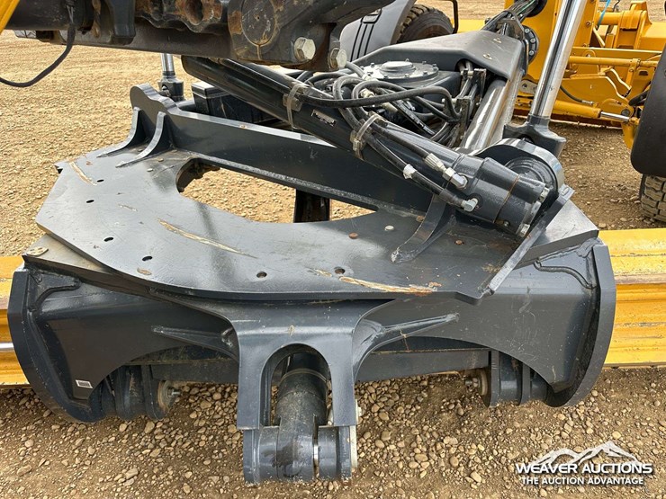 john-deere-872-image-38