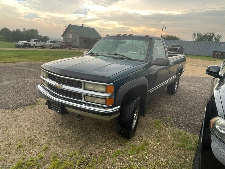 1996-chevrolet-3500-image-1