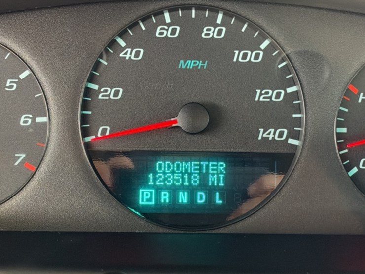 2014-chevrolet-impala-sdn-image-17