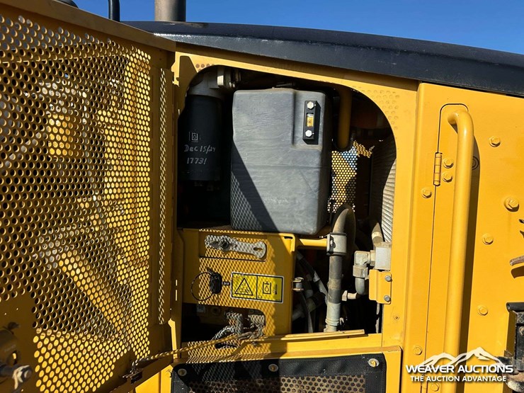 caterpillar-140m-image-58