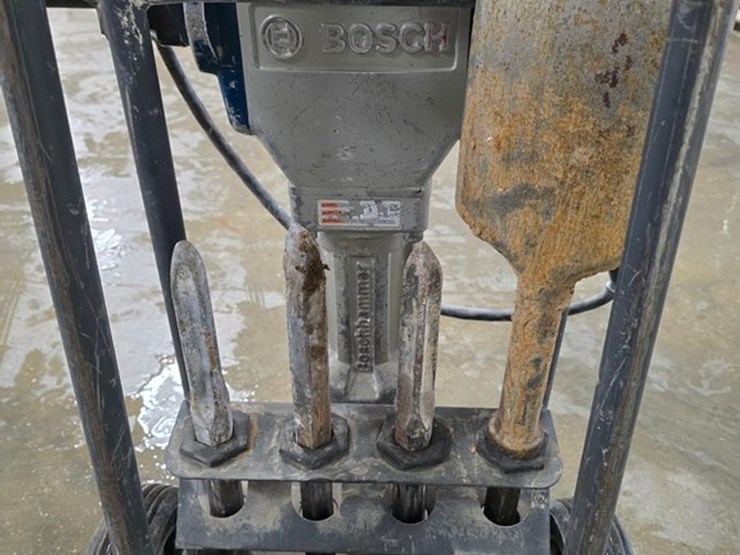 #9688-•-bosh-3611-brute-turbo-jack-hammer-image-5