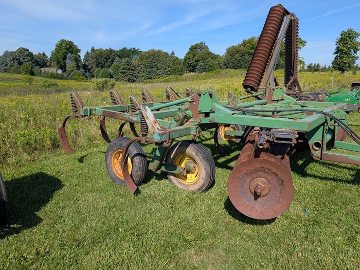 john-deere-1710-image-9