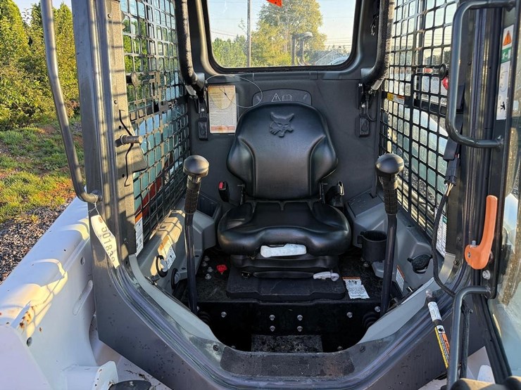 2018-bobcat-s550-image-16