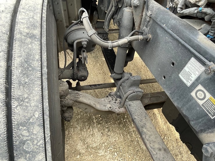 2017-kenworth-t680-image-78