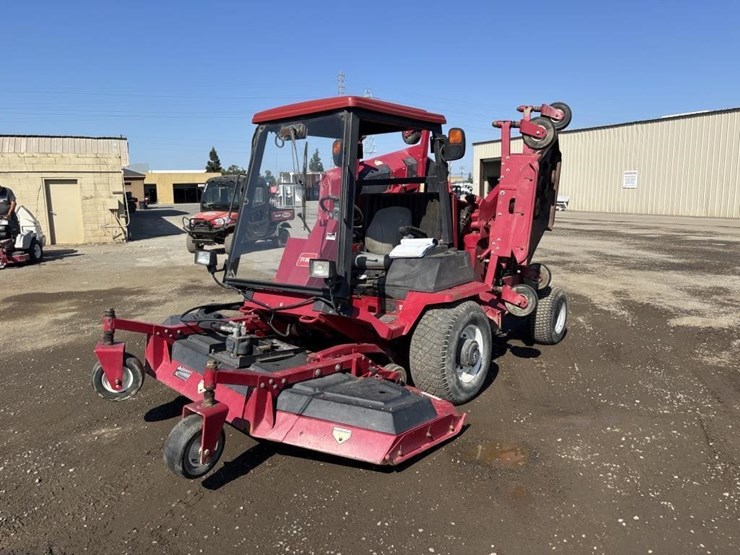 toro-groundsmaster-580d-image-1