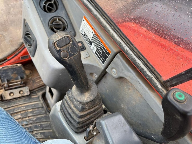 2012-kubota-kx080-3-image-21