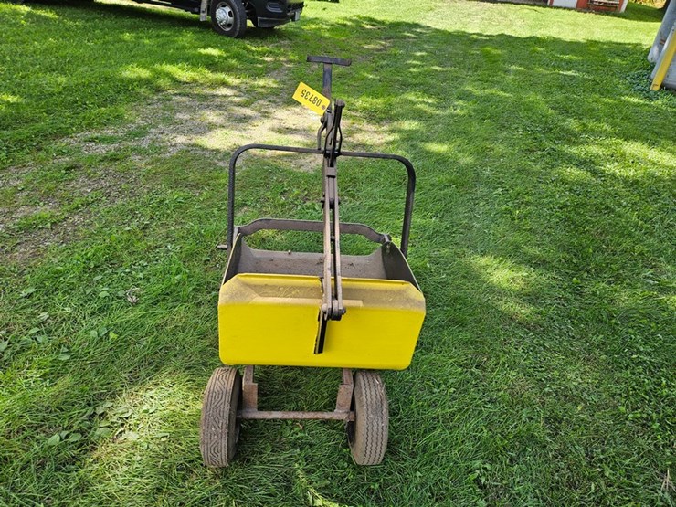 #8735-•-blackhawk-ba-24-dirt-scoop-image-5