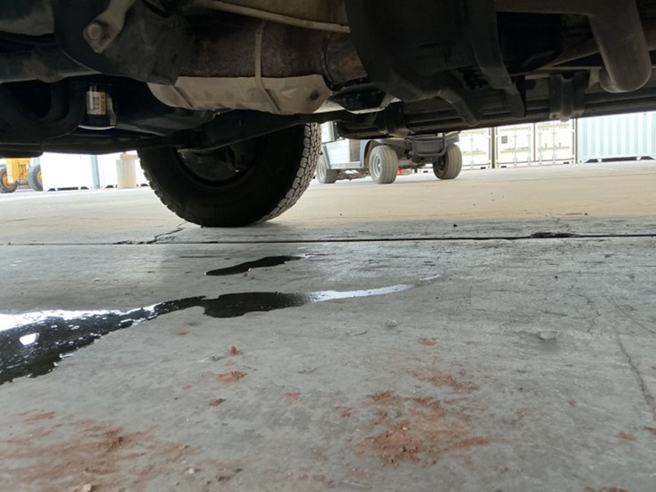 2009-ford-cargo-image-26