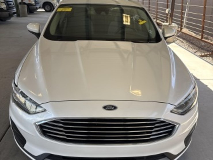 2019-ford-fusion-sdn-image-3