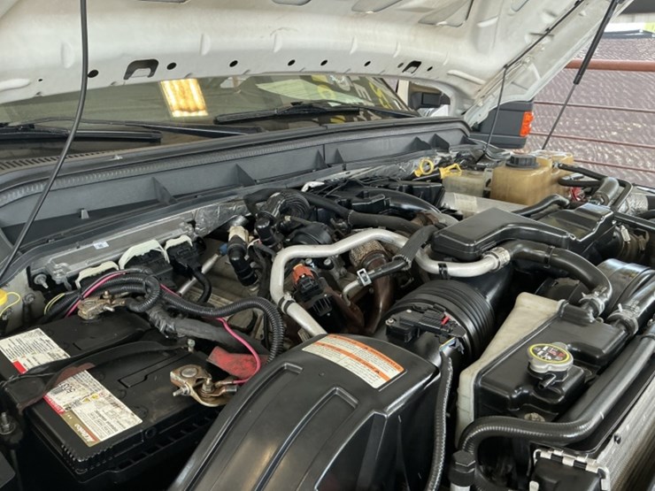 2015-ford-f550-image-12