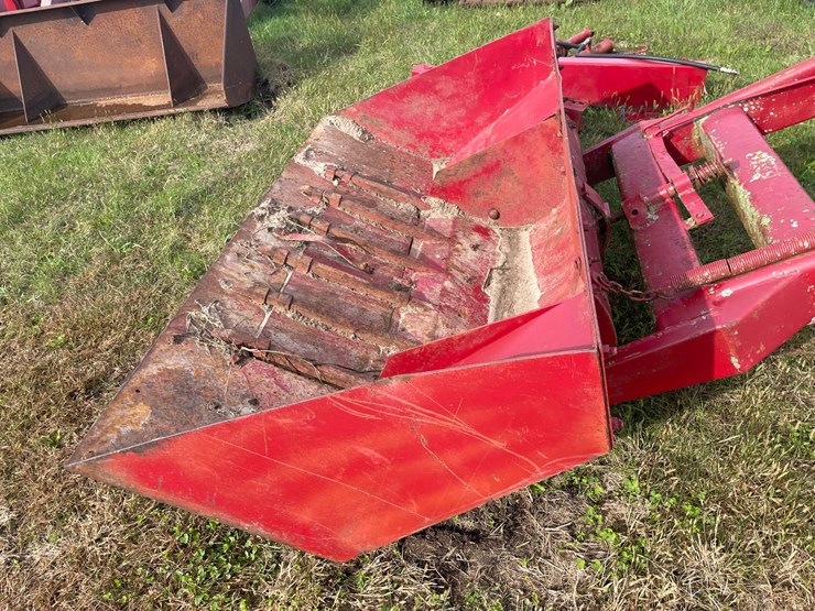 #1341-•-loader-and-bucket-image-11