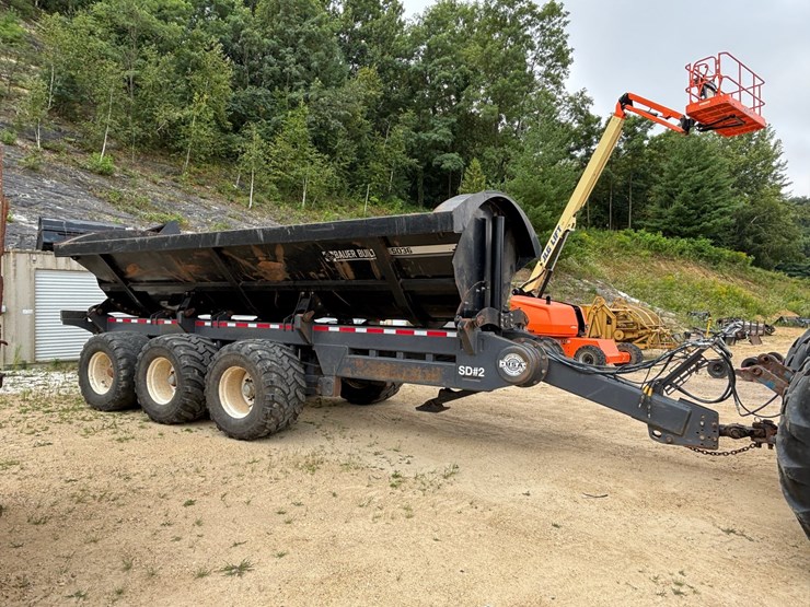 #1323-•-bauer-built-sd36-side-dump-wagon-(west-salem,-wi)-image-4