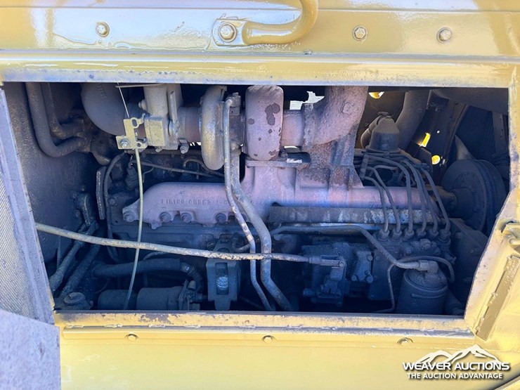 caterpillar-d6d-image-61