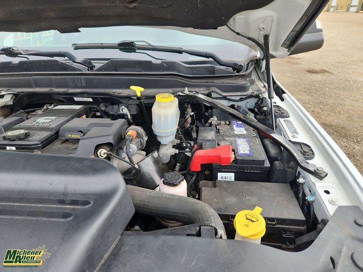 2020-ram-5500-laramie-image-36