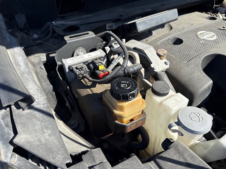 2016-nissan-pathfinder-image-28