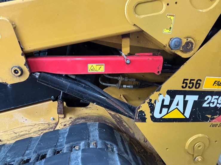 caterpillar-259d-image-9