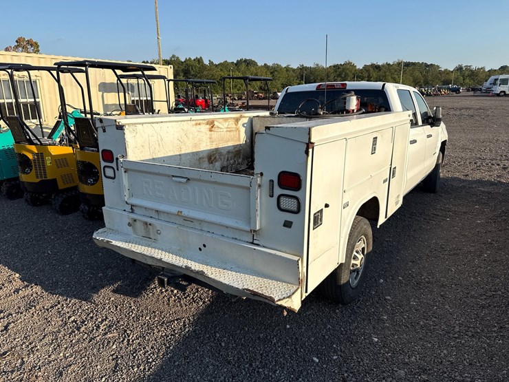 2016-chevrolet-2500-image-11