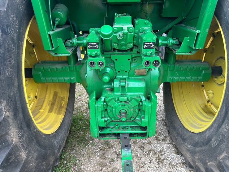 john-deere-4430-image-17