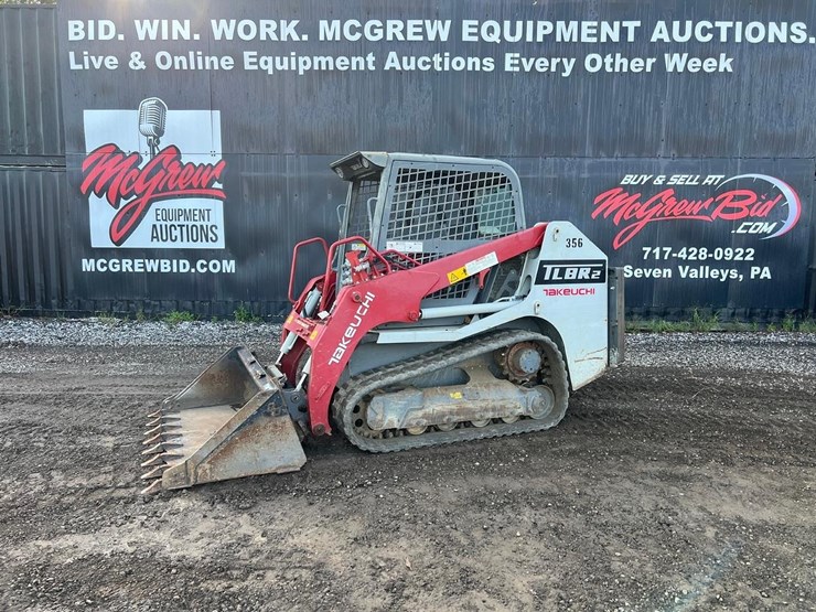 2020-takeuchi-tl8-image-1