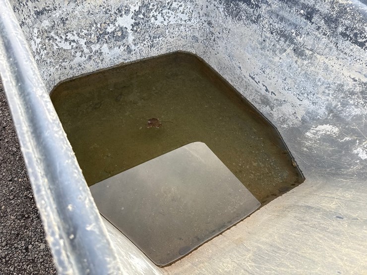 #2079-•-allen-at16-track-mud-buggy-image-4