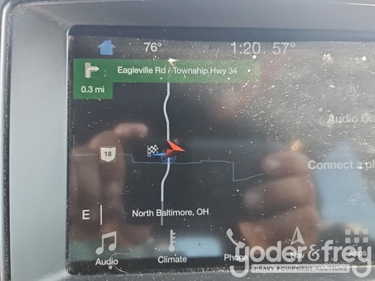 2019-ford-explorer-image-19