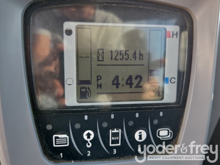 2022-kubota-kx040-4-image-59